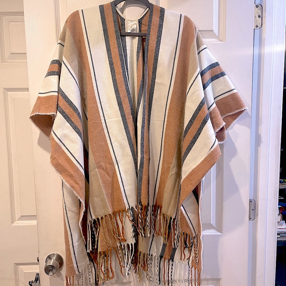 Classic fall/winter Ruana. Perfect layer.